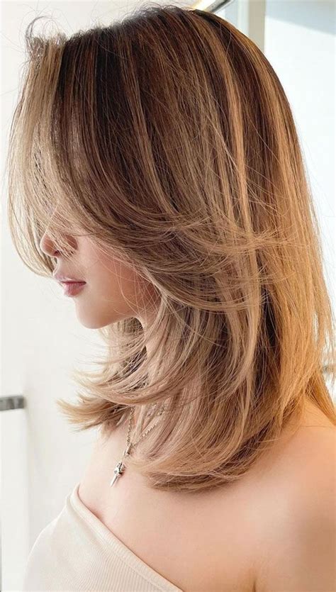 dégradé femme|Medium length haircut with layers / Coupe dégradée Femme